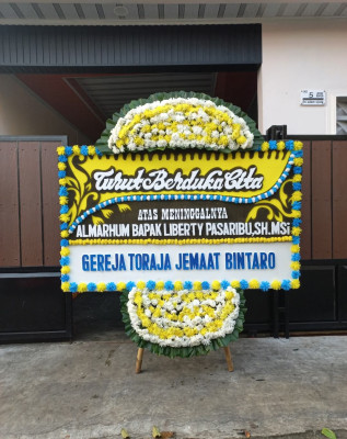 Papan Bunga Duka di Kluet Tengah